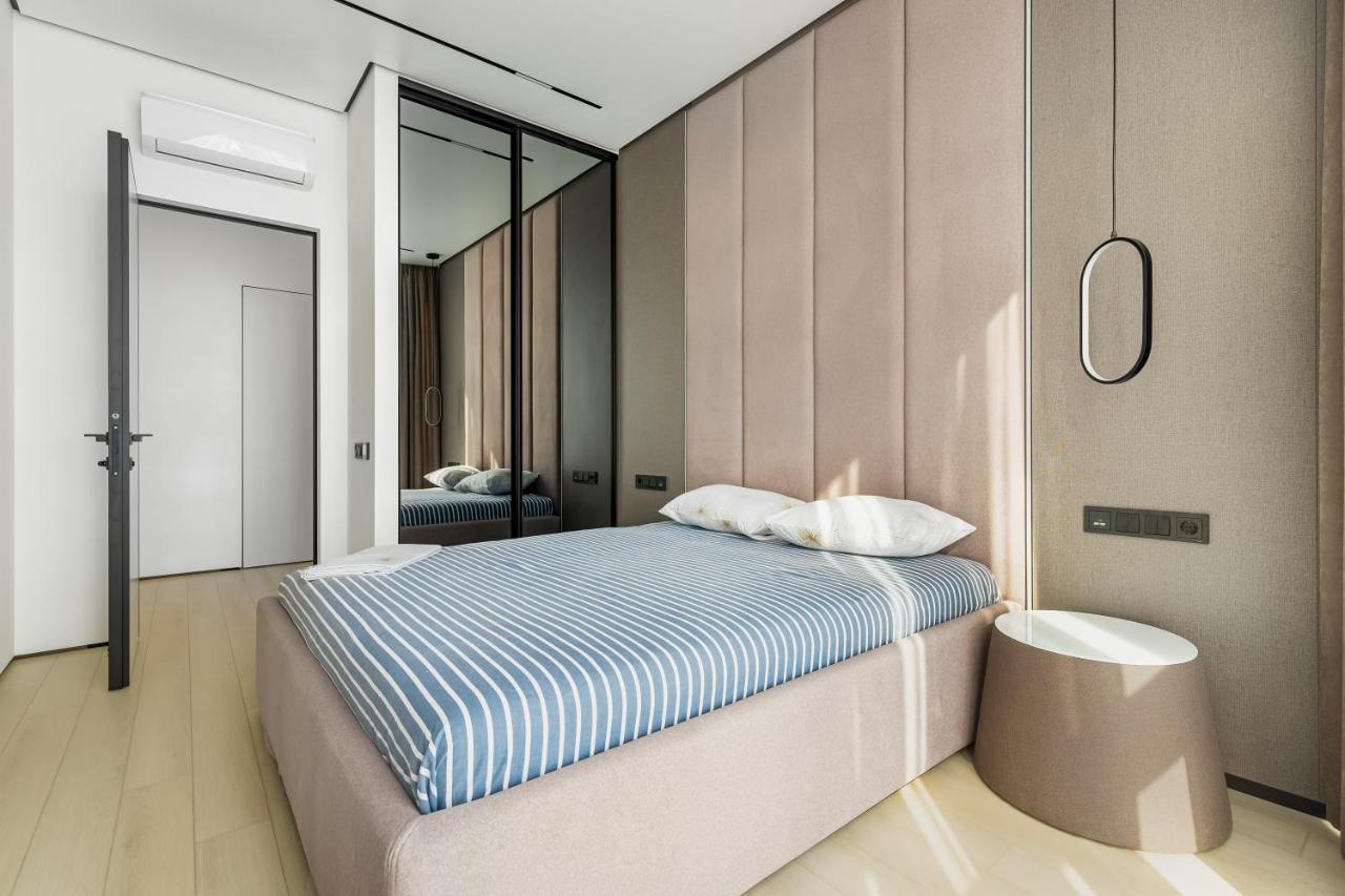 Luxury Waterfront 3-Bedrooms Apartment Odessa Eksteriør billede